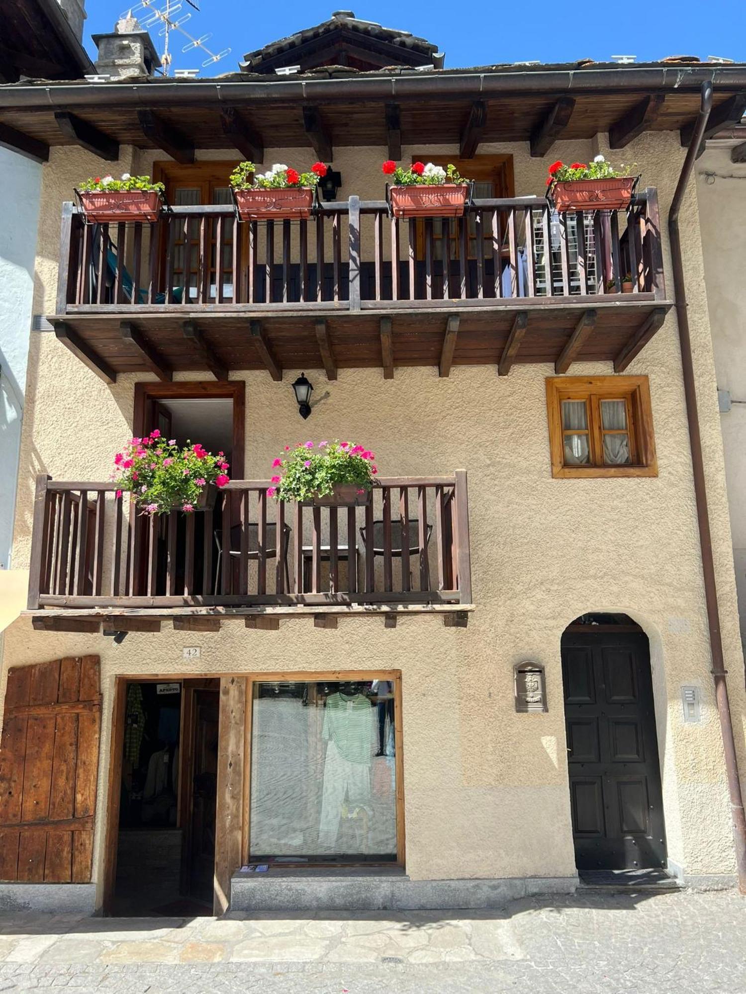 Hotel Du Grand Paradis - 1899 Auberge Boutique Cogne Zewnętrze zdjęcie