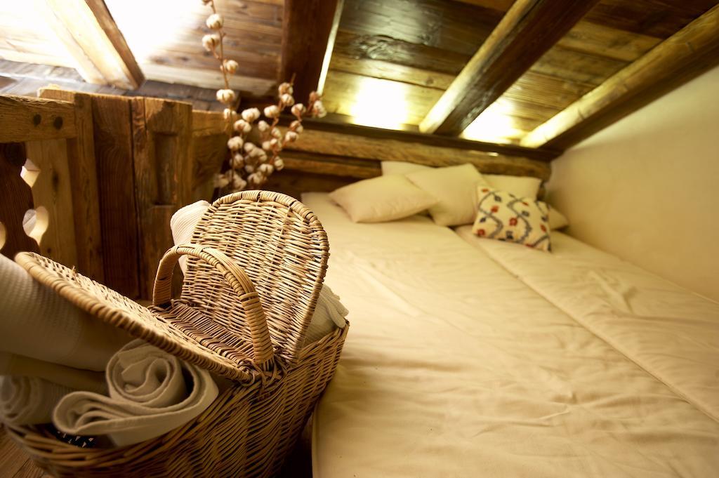 Hotel Du Grand Paradis - 1899 Auberge Boutique Cogne Pokój zdjęcie