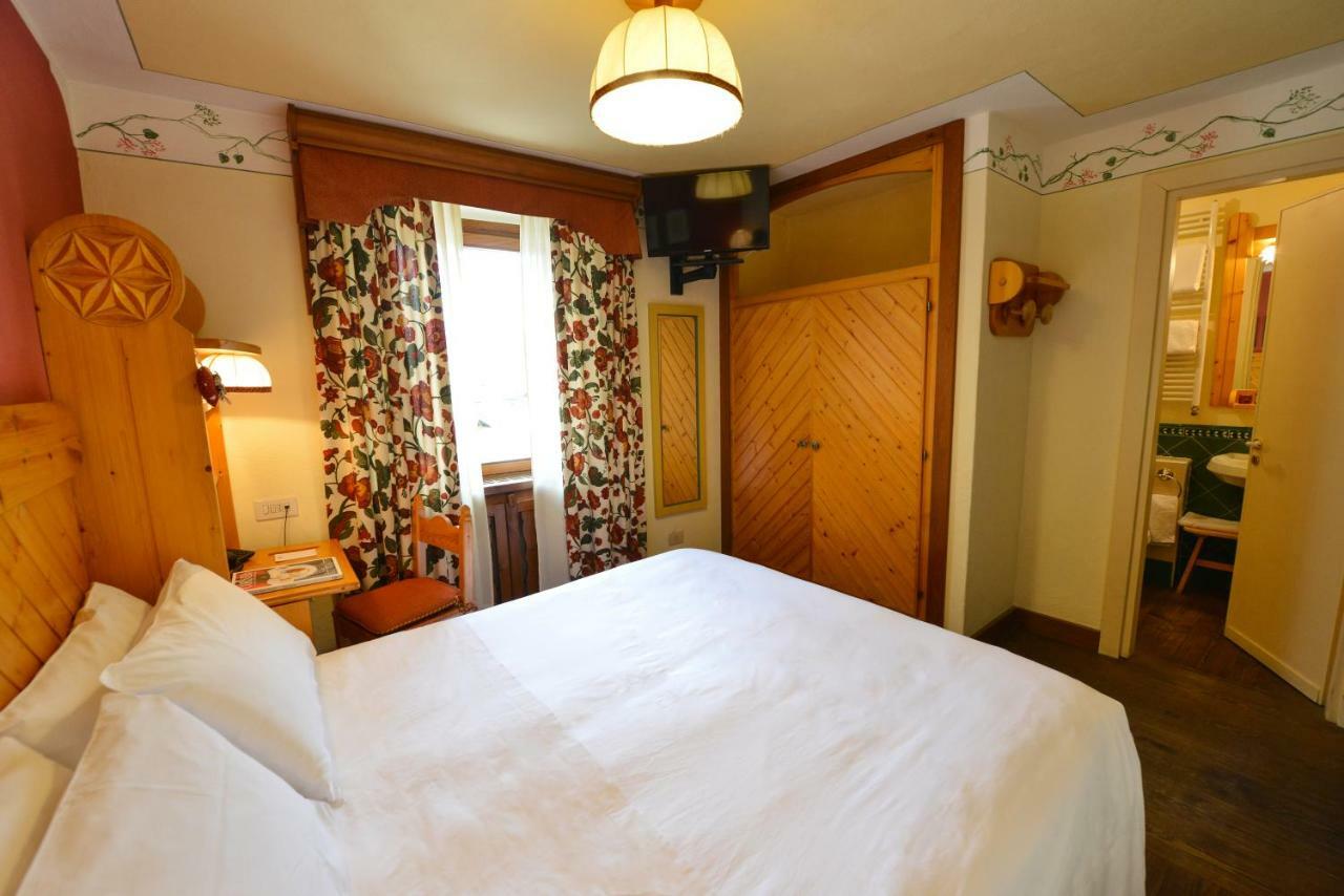 Hotel Du Grand Paradis - 1899 Auberge Boutique Cogne Zewnętrze zdjęcie