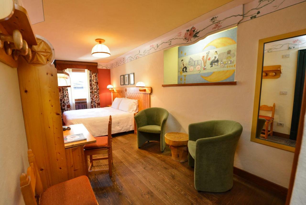 Hotel Du Grand Paradis - 1899 Auberge Boutique Cogne Zewnętrze zdjęcie