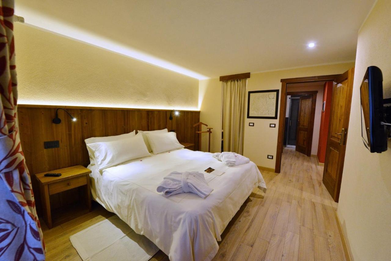 Hotel Du Grand Paradis - 1899 Auberge Boutique Cogne Zewnętrze zdjęcie
